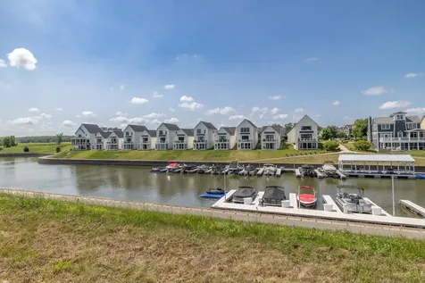 12 Redbud Row Ottawa IL 61350