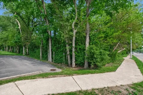 2623 Essington Road Joliet IL 60435