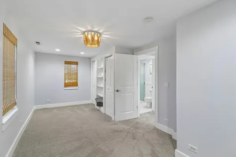 4103 Old Grand Avenue Gurnee IL 60031
