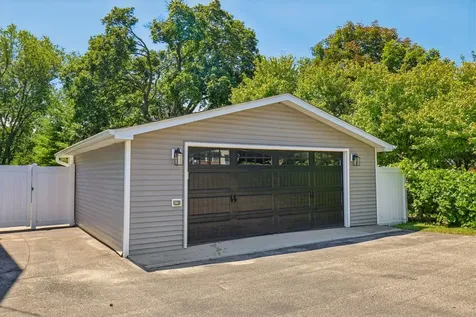 4103 Old Grand Avenue Gurnee IL 60031