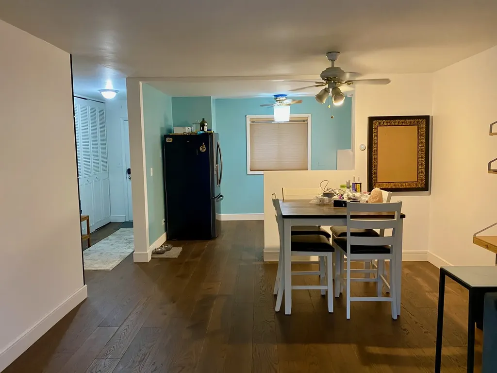 6359 North Ridge Avenue Chicago IL 60660