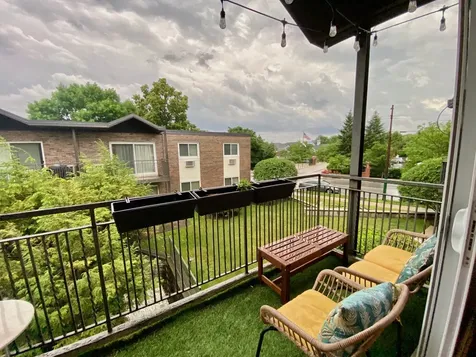6359 North Ridge Avenue Chicago IL 60660