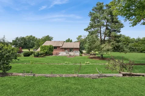 805 Amber Lane Lake Villa IL 60046