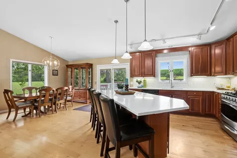805 Amber Lane Lake Villa IL 60046