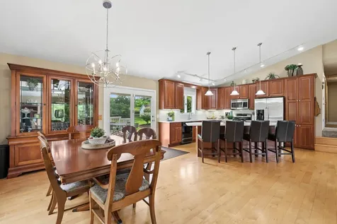 805 Amber Lane Lake Villa IL 60046