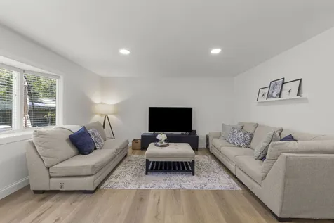 2S603 Gray Avenue Lombard IL 60148