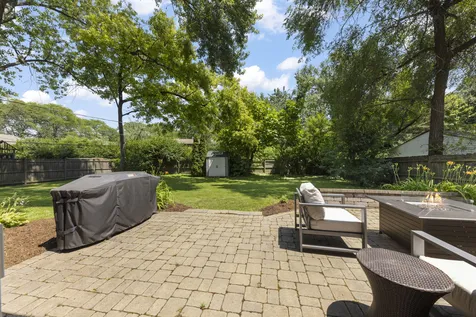 2S603 Gray Avenue Lombard IL 60148