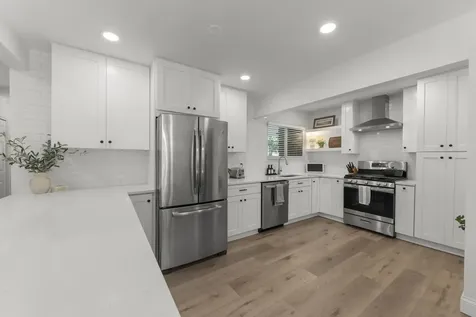 2S603 Gray Avenue Lombard IL 60148