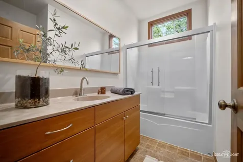 724 Emanuel Lane Sycamore IL 60178