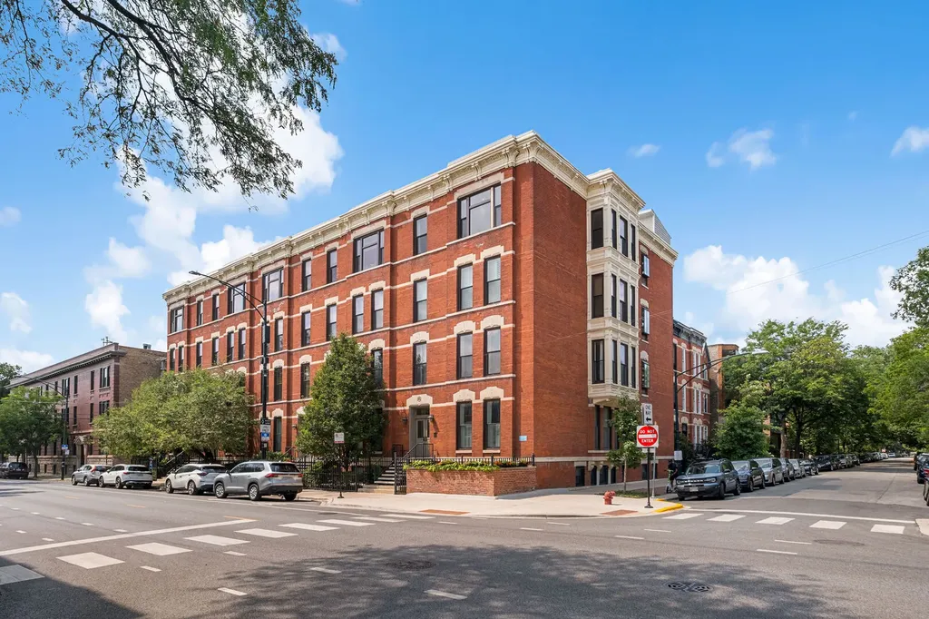 500 West Armitage Avenue Chicago IL 60614