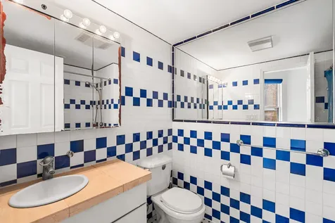 500 West Armitage Avenue Chicago IL 60614