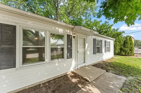 1615 South Mattis Avenue Champaign IL 61821