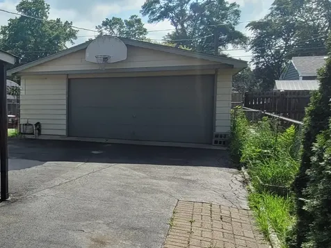 14545 Avers Avenue Midlothian IL 60445