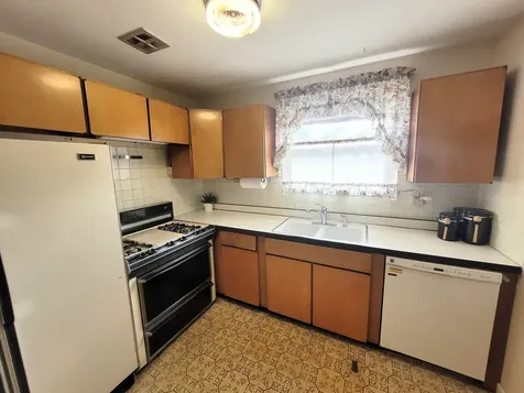 14545 Avers Avenue Midlothian IL 60445