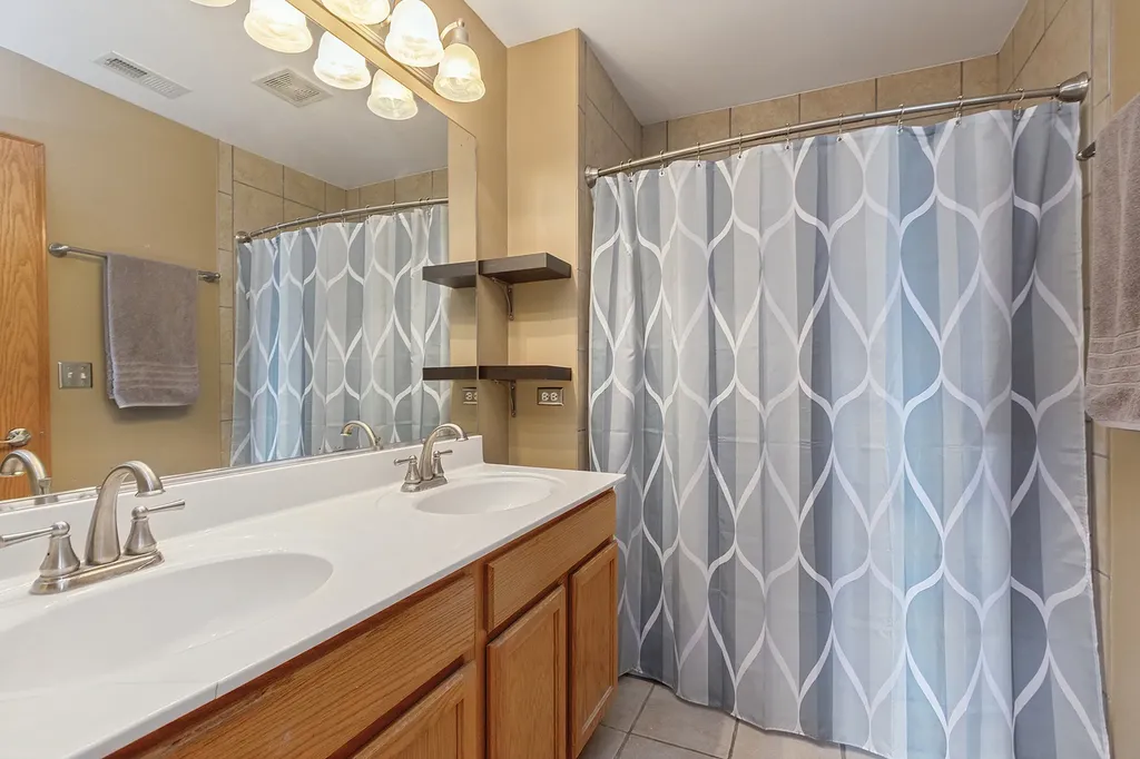 14908 West Victoria Crossing Lockport IL 60441