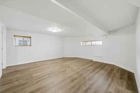 5411 West Byron Street Chicago IL 60641