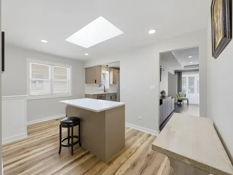 5544 Oakdale Drive Oak Lawn IL 60453