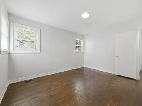 5544 Oakdale Drive Oak Lawn IL 60453