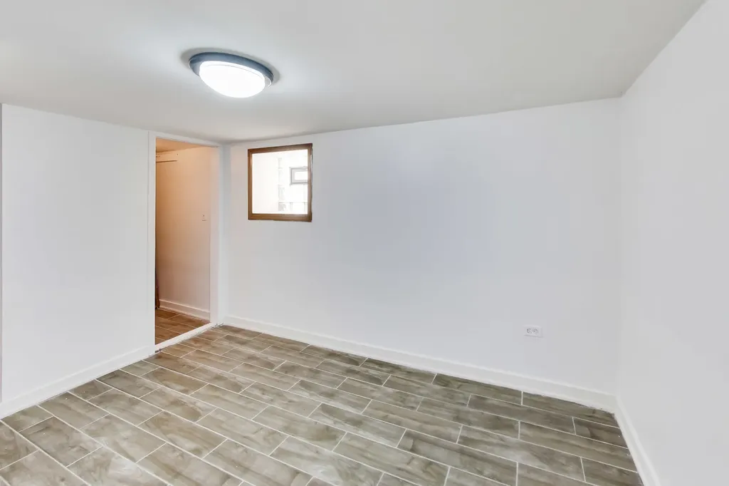 5414 North Menard Avenue Chicago IL 60630