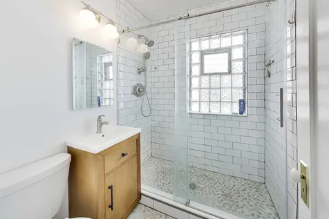 5414 North Menard Avenue Chicago IL 60630