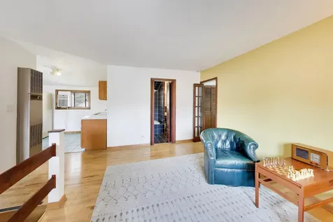 5414 North Menard Avenue Chicago IL 60630
