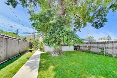 5414 North Menard Avenue Chicago IL 60630