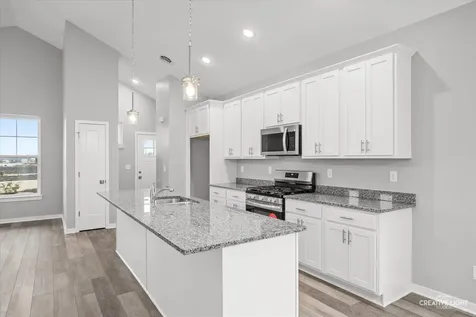 3 Dogwood Way Ottawa IL 61350