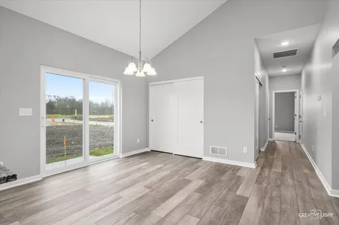 3 Dogwood Way Ottawa IL 61350