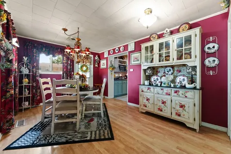 17237 Greenbay Avenue Lansing IL 60438