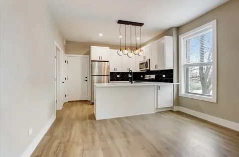 3001 North Sawyer Avenue Chicago IL 60618