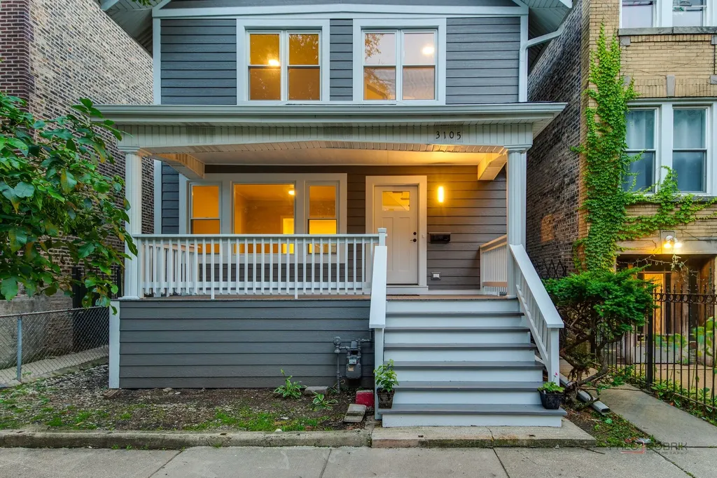 3105 West Leland Avenue Chicago IL 60625