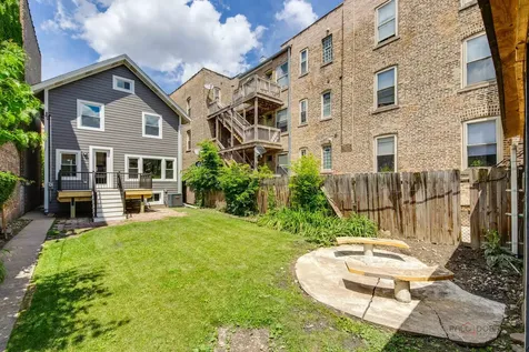 3105 West Leland Avenue Chicago IL 60625