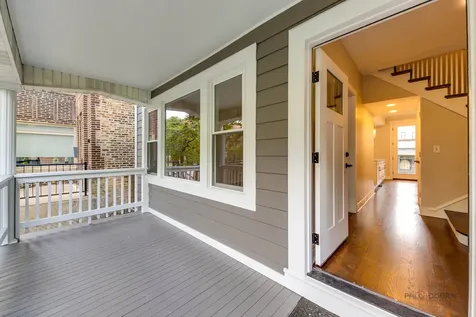 3105 West Leland Avenue Chicago IL 60625