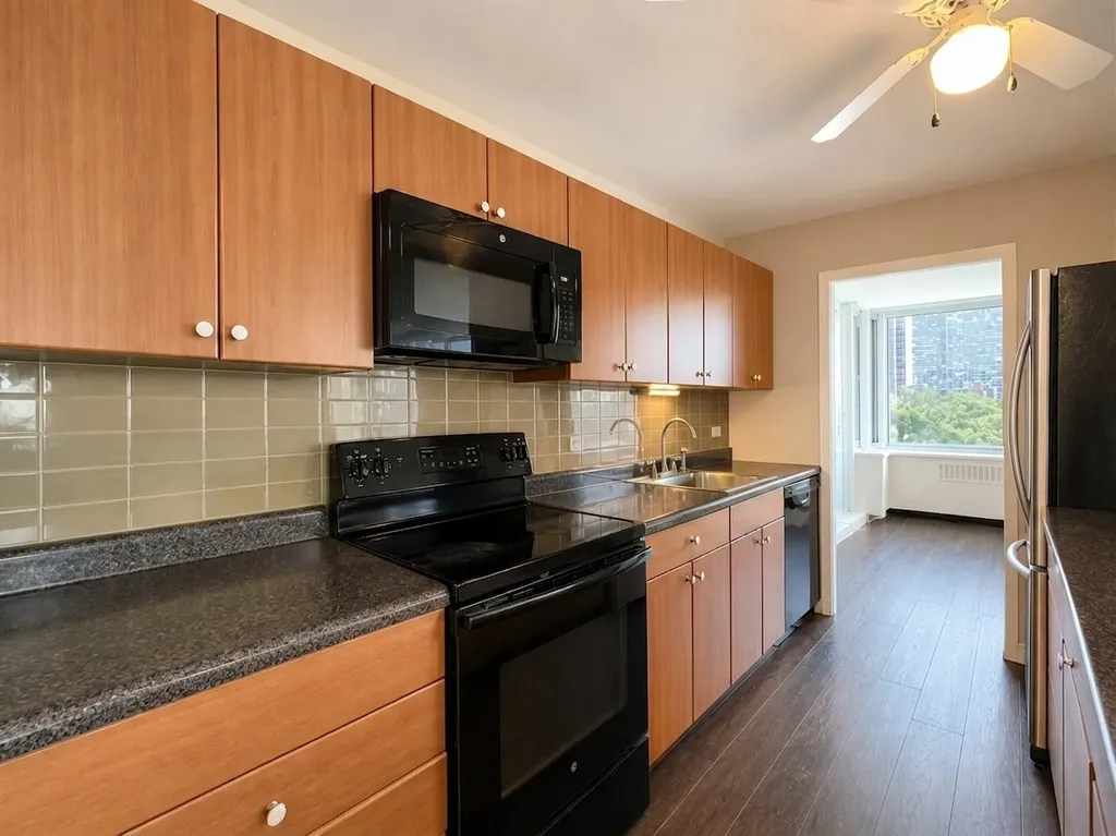 4250 North Marine Drive Chicago IL 60613