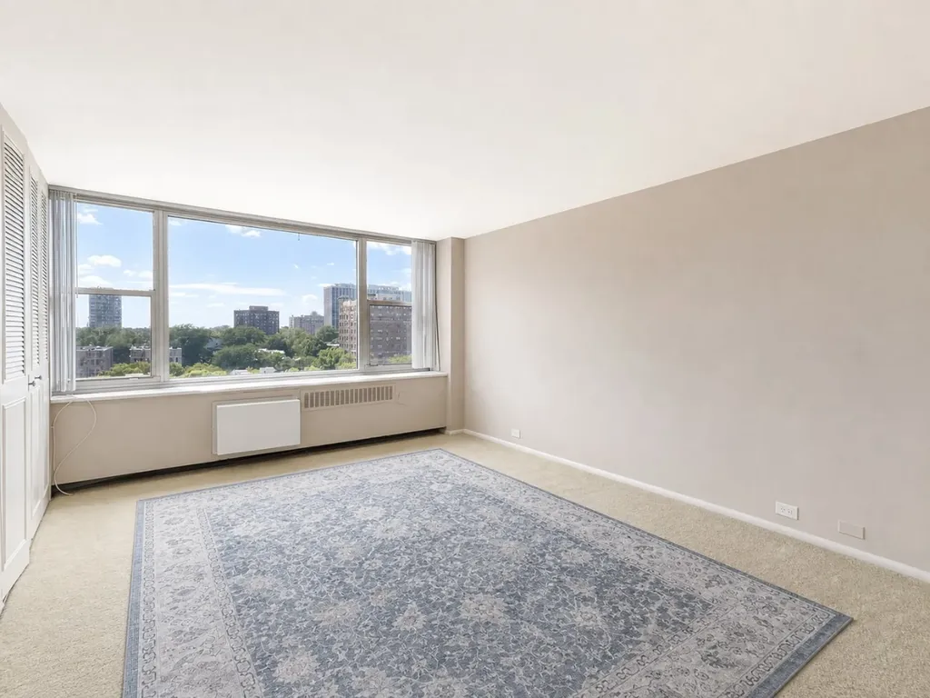 4250 North Marine Drive Chicago IL 60613