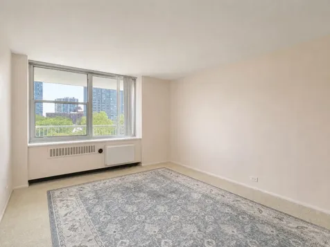 4250 North Marine Drive Chicago IL 60613