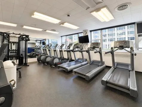 4250 North Marine Drive Chicago IL 60613