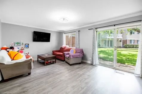 1032 Auburn Lane Buffalo Grove IL 60089
