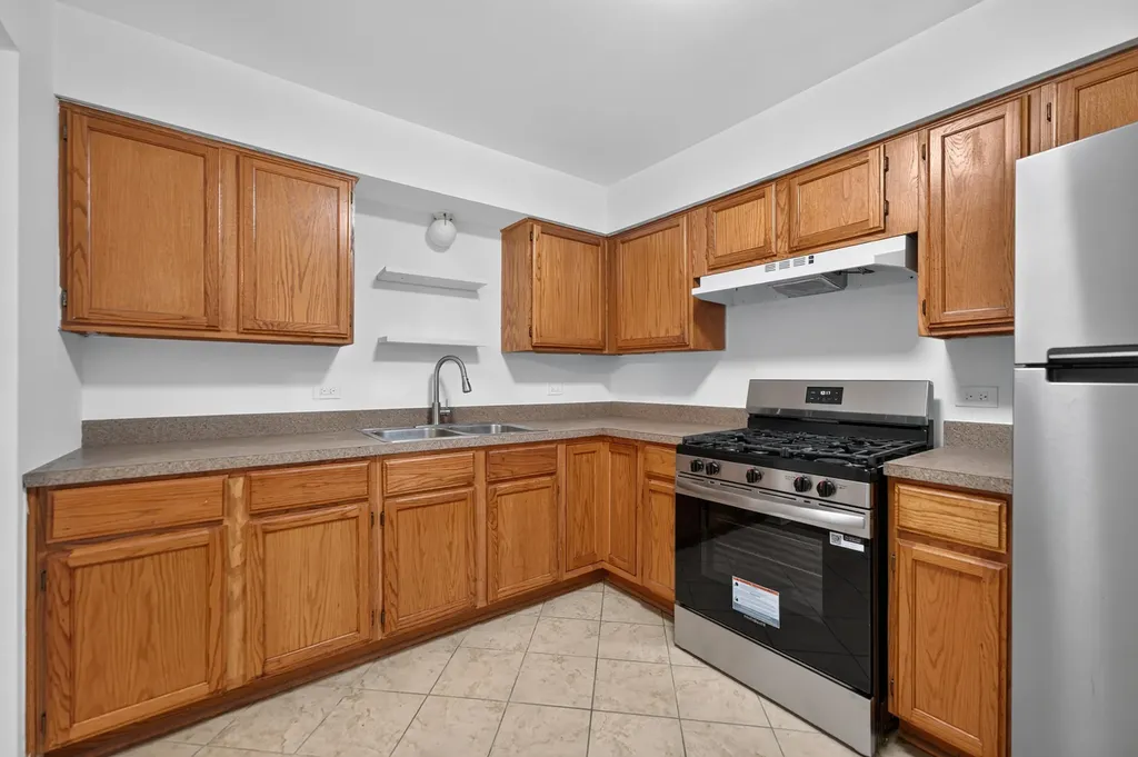 703 Fullerton Avenue Glendale Heights IL 60139