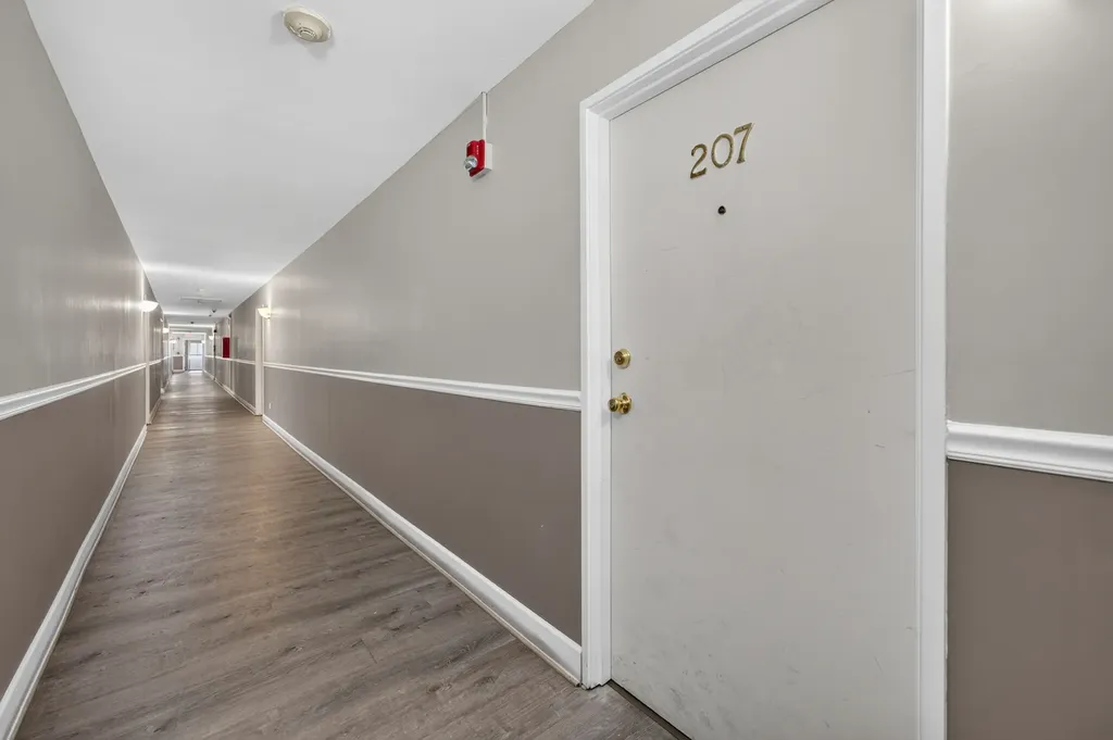 703 Fullerton Avenue Glendale Heights IL 60139