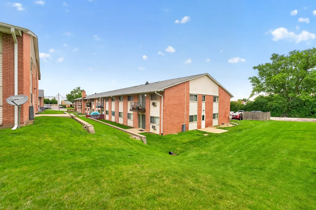 703 Fullerton Avenue Glendale Heights IL 60139