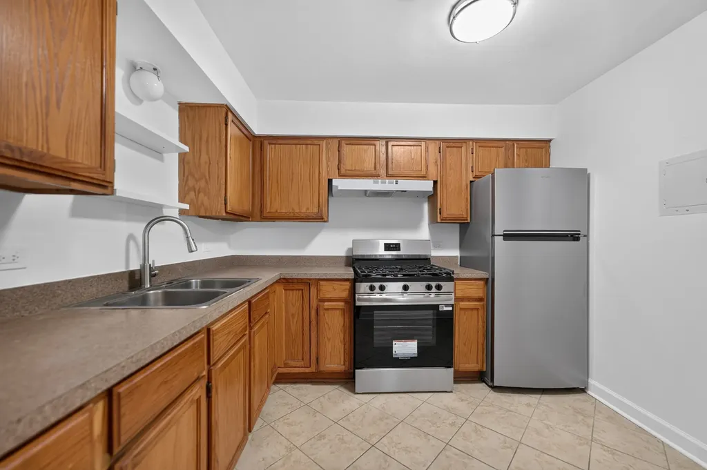 703 Fullerton Avenue Glendale Heights IL 60139