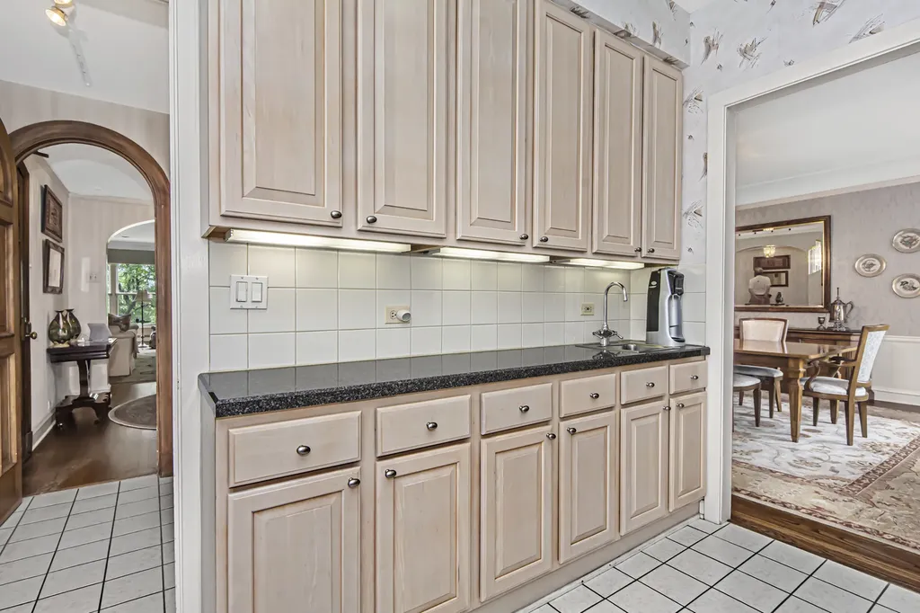 3920 North Lake Shore Drive Chicago IL 60613