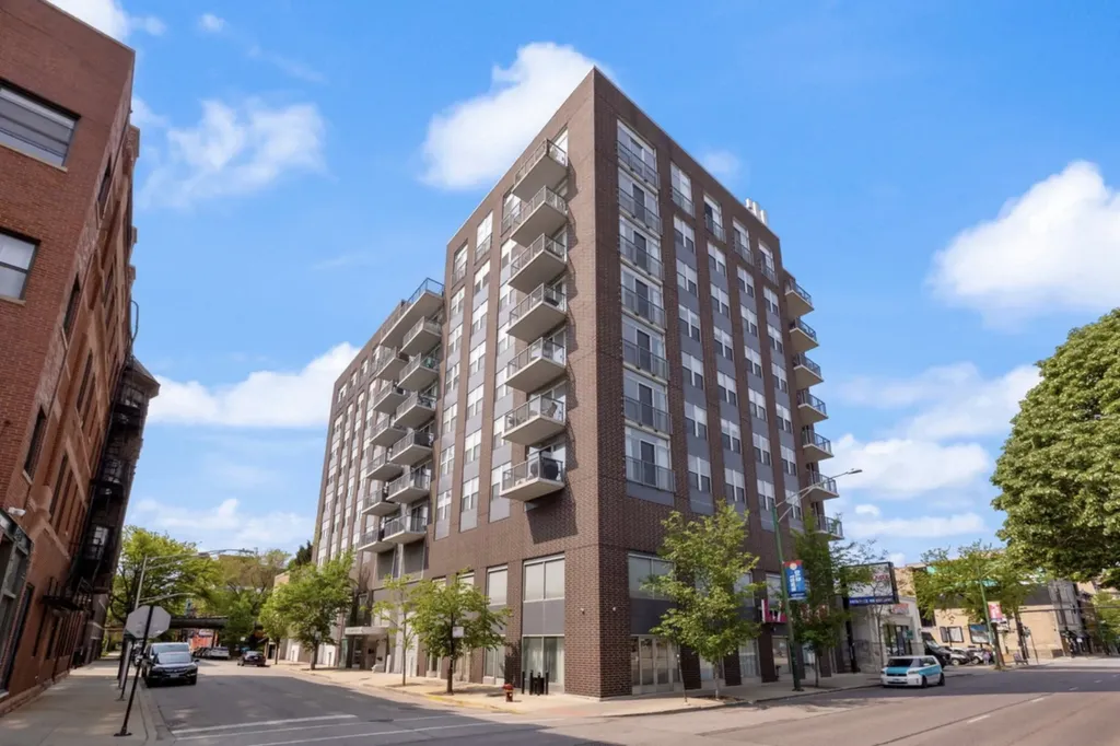 1546 North Orleans Street Chicago IL 60610