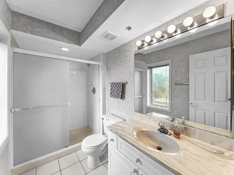 710 Creekside Drive Mount Prospect IL 60056