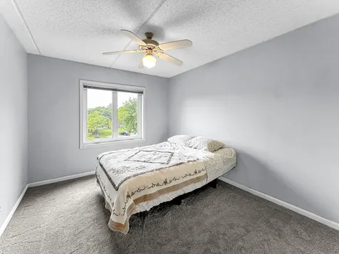 710 Creekside Drive Mount Prospect IL 60056