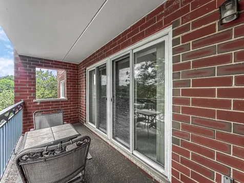 710 Creekside Drive Mount Prospect IL 60056