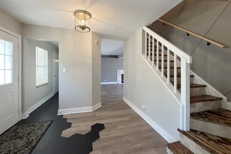 505 Tebay Place W Schaumburg IL 60194