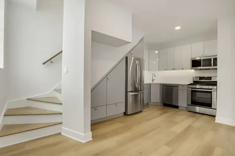 4340 North Oakley Avenue Chicago IL 60618