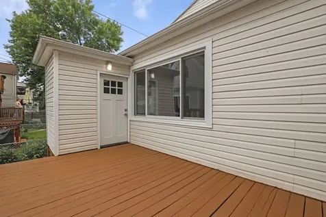 4340 North Oakley Avenue Chicago IL 60618